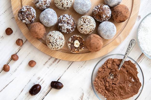 Czekoladki belgijskie trufle orzechy laskowe bez cukru bezglutenowe bio jako propozycja dla wymagających smakoszy