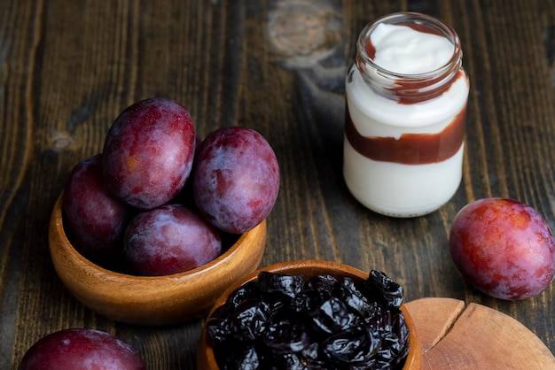 Jak działa sok z suszonych śliwek kalifornijskich 750 ml Naturavena?