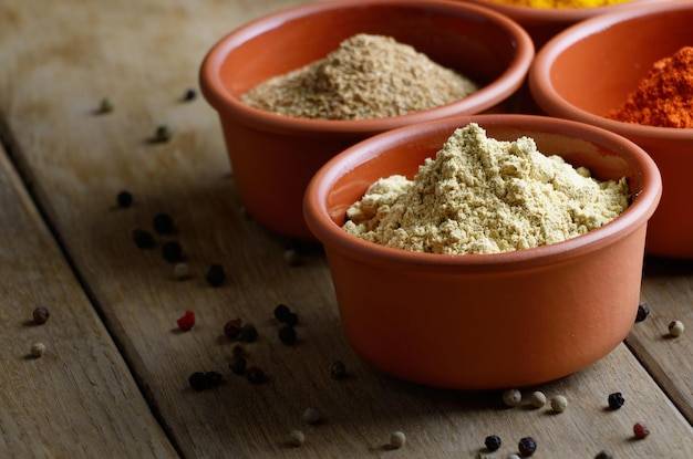 Jak wybrać bulion warzywny w proszku bio do codziennej kuchni?