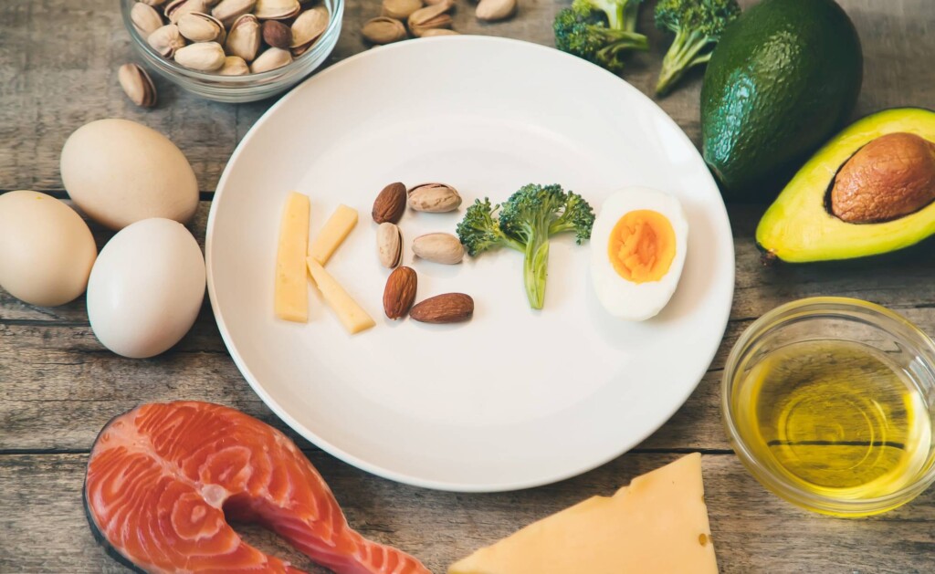 Dieta ketogeniczna ile posiłków warto jeść każdego dnia?