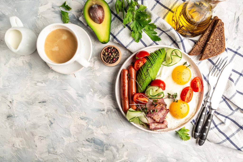 Dieta co jeść na śniadanie obiad kolację żeby czuć się lekko?